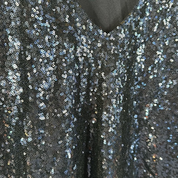 Lulus sequenced dress - Picture 2 of 4